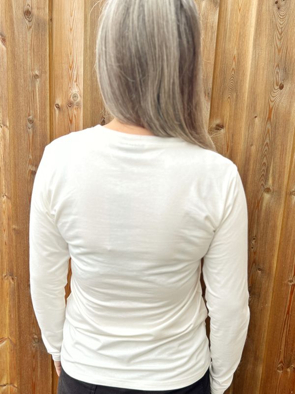 Bjørg basic topp kremhvit