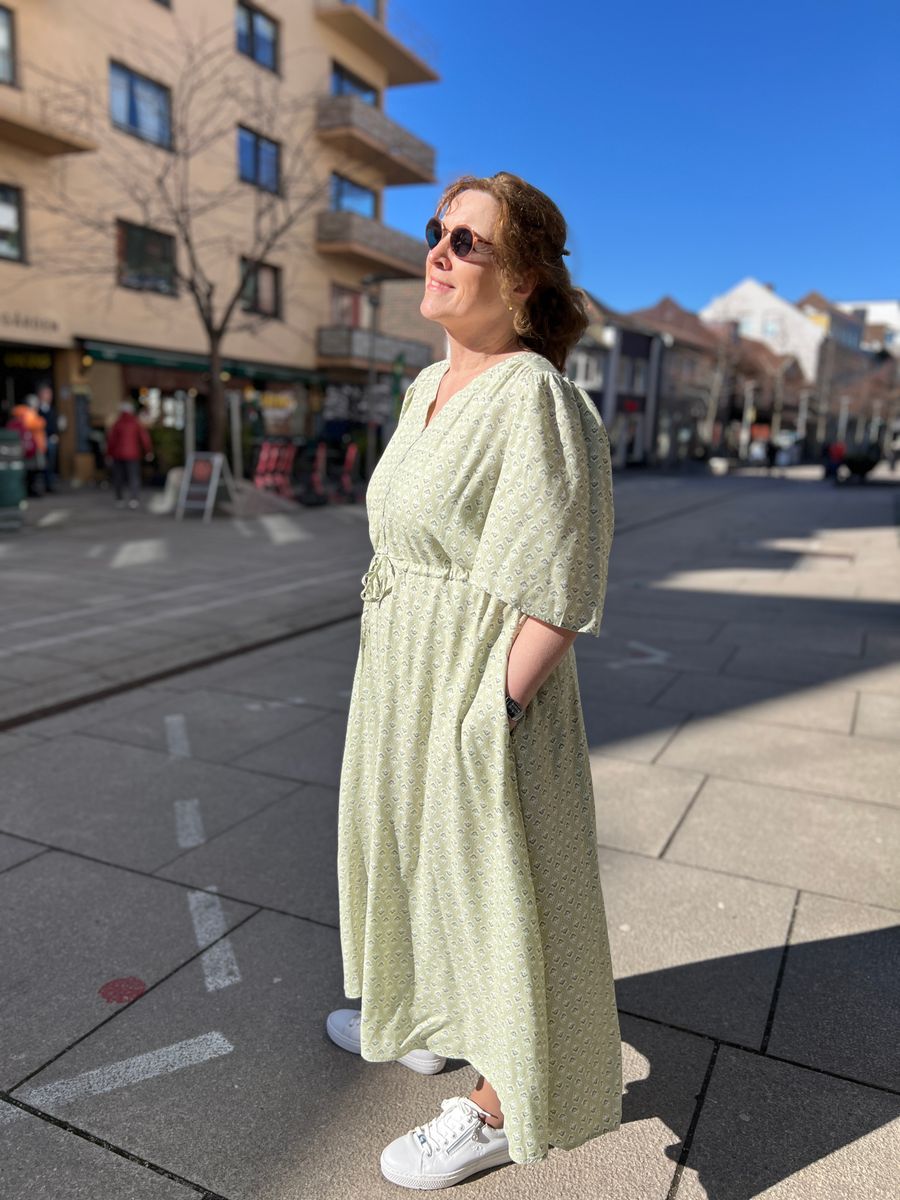 Irene kjole ditsy green