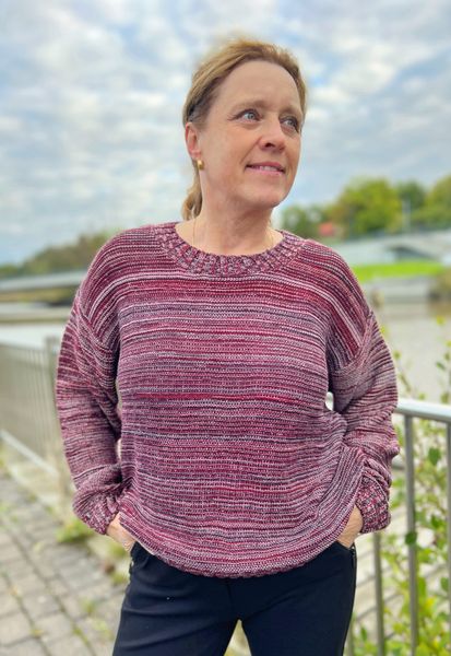 Hovedbilde Kristin strikkegenser plomme