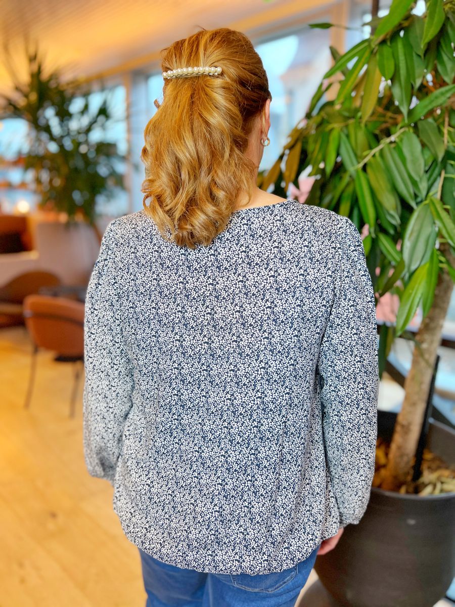 Irene bluse ditsy flower blue