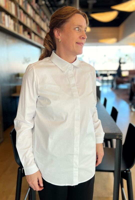 Karin skjorte hvit